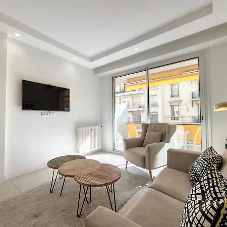 Nestor&jeeves - Anglican Terrasse - - Very Close Sea * Νίκαια